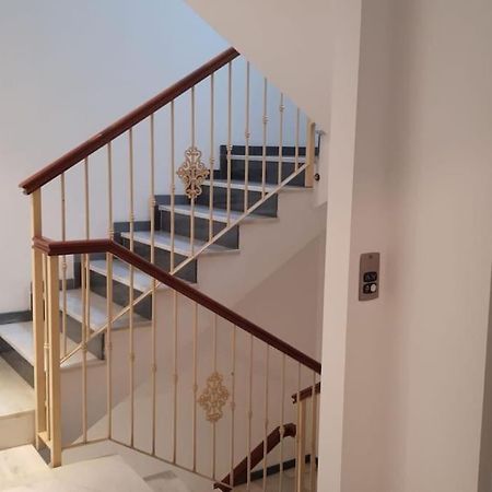 Apartamento Junto A Catedral Lägenhet Granada Exteriör bild