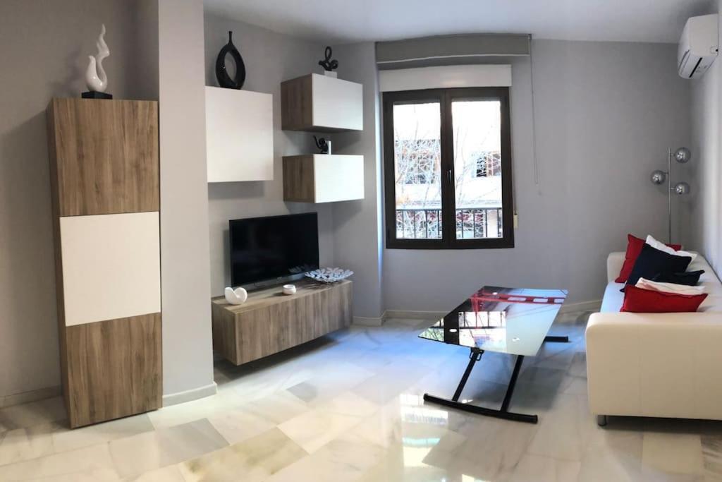Apartamento Junto A Catedral Lägenhet Granada Exteriör bild