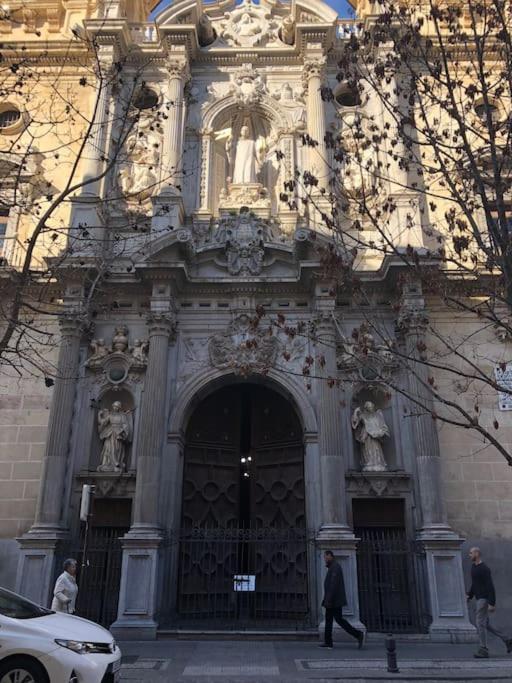 Apartamento Junto A Catedral Lägenhet Granada Exteriör bild