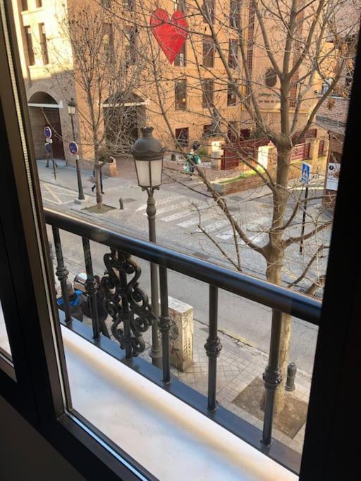 Apartamento Junto A Catedral Lägenhet Granada Exteriör bild
